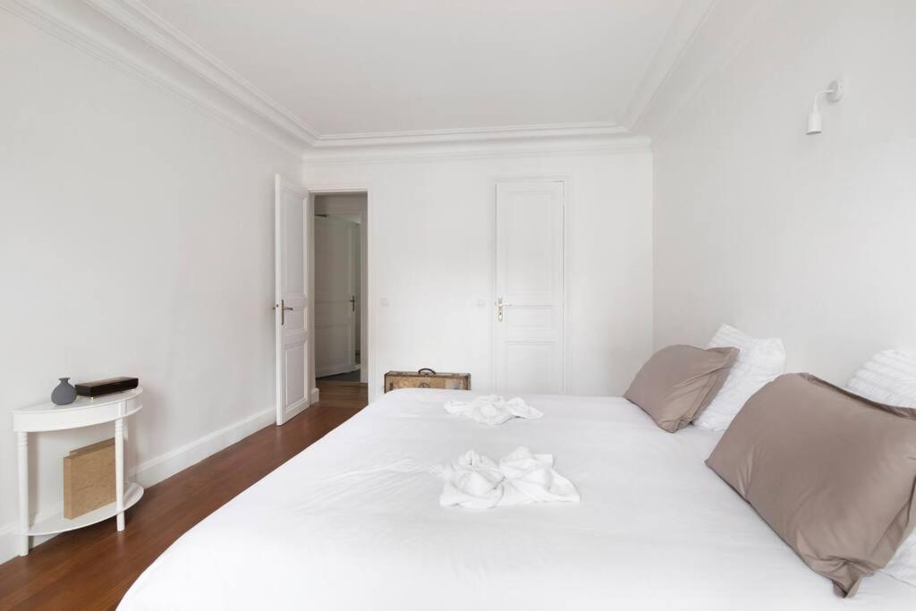 Sweet Luxury Home Arc The Triomphe Near Champs Elysees And Palais Des Congres 8 Ppl Paris Exterior photo